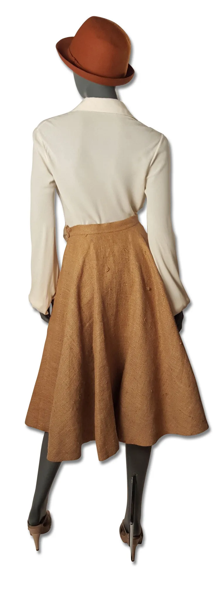 1950s Burlap Appliquéd Circle Skirt