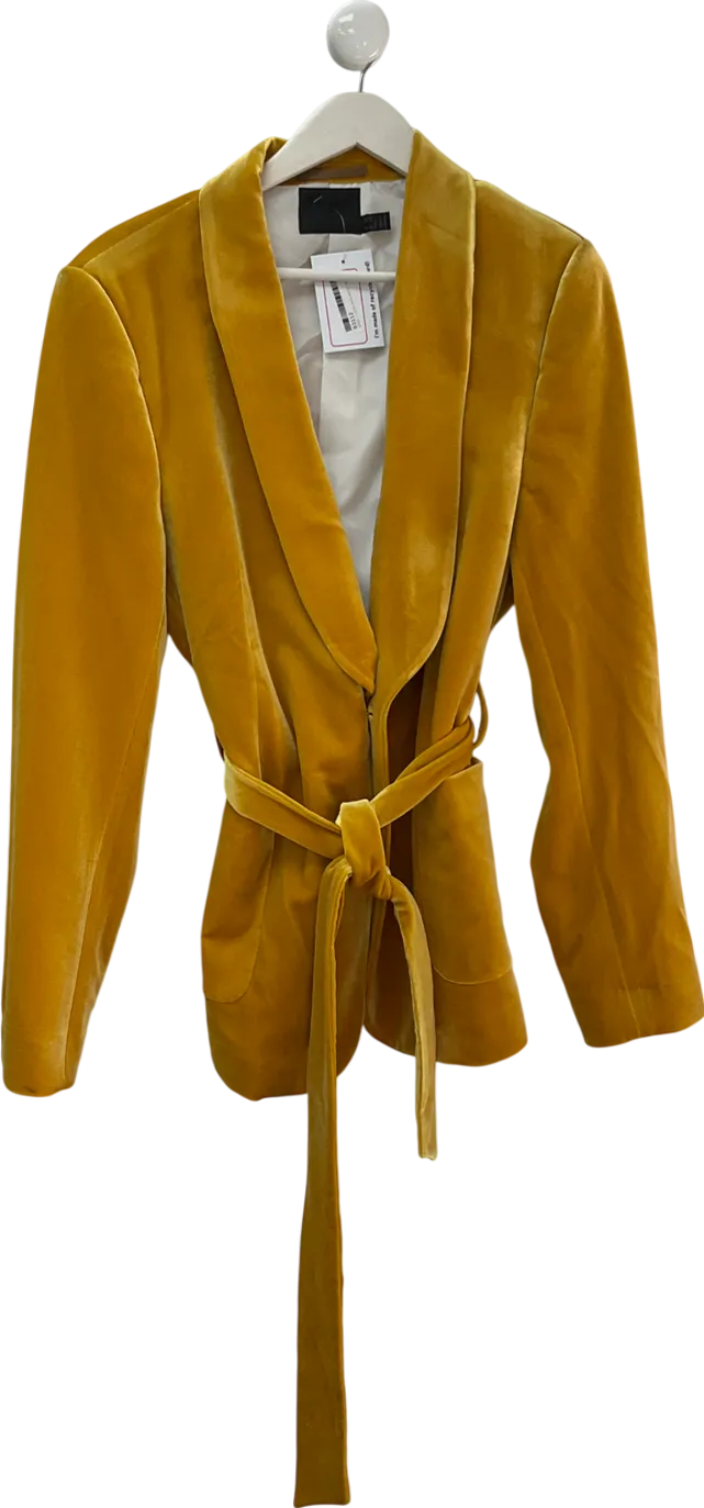 ASOS Yellow Super Skinny Smoking Jacket In Mustard Velvet With Belt  Now 42.50. Was 85.00. (-50%) UK 42" CHEST